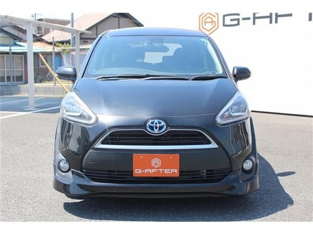 TOYOTA SIENTA HYBRID 2016