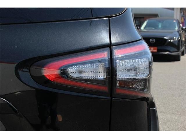 TOYOTA SIENTA HYBRID 2016