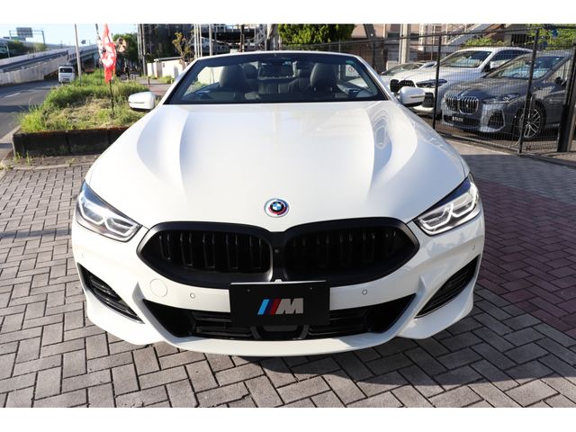 BMW BMW 8series open 2022