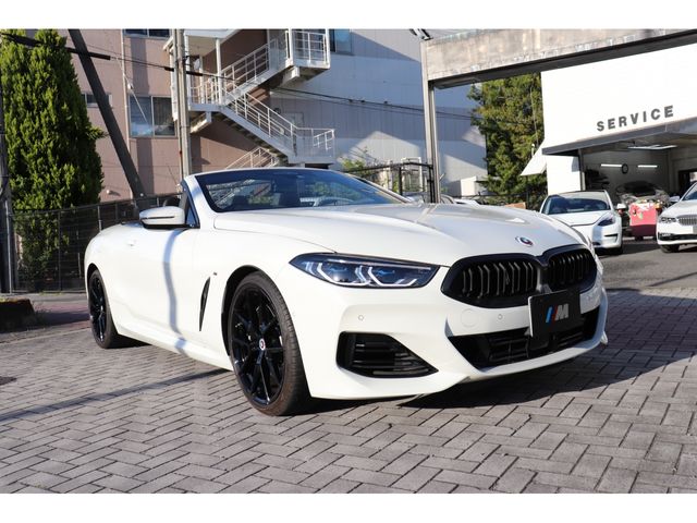 BMW BMW 8series open 2022