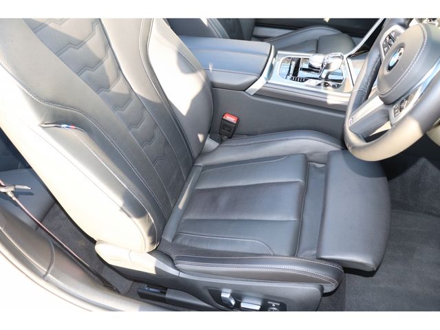 BMW BMW 8series open 2022