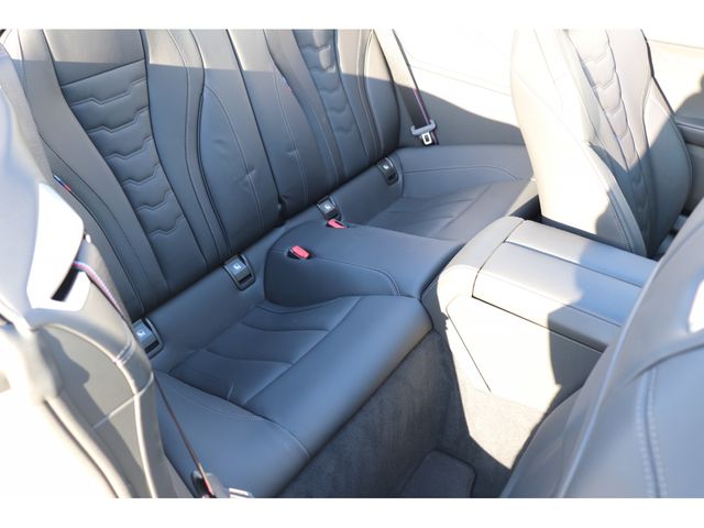 BMW BMW 8series open 2022