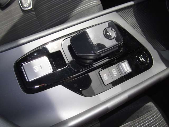 NISSAN NOTE 4WD 2024