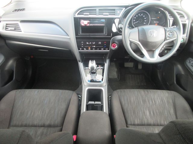 HONDA SHUTTLE HYBRID 4WD 2021