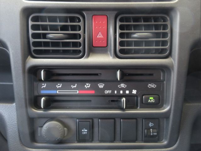 SUZUKI CARRY truck 2018