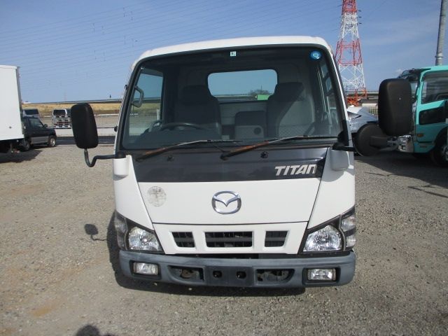 MAZDA TITAN 2006