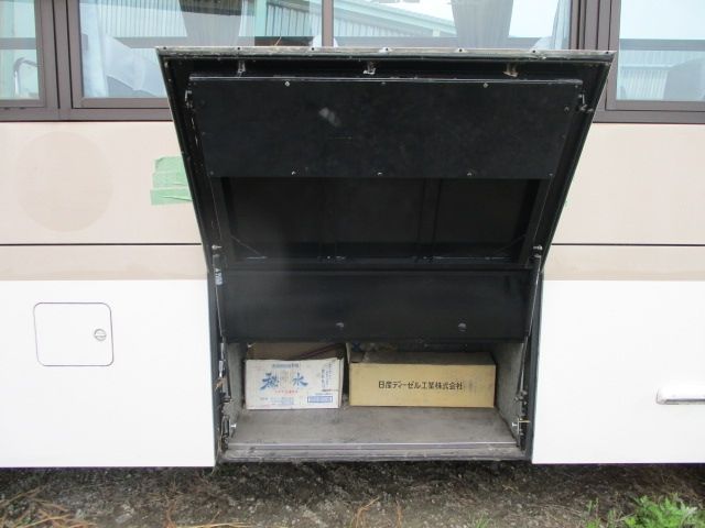 NISSAN DIESEL Space Runner 2003