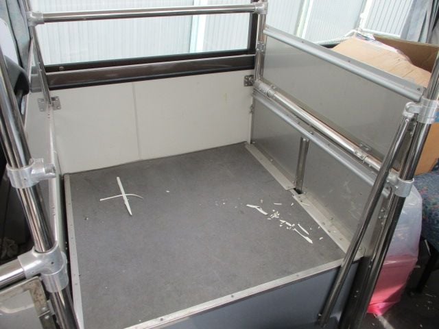 NISSAN DIESEL Space Runner 2003