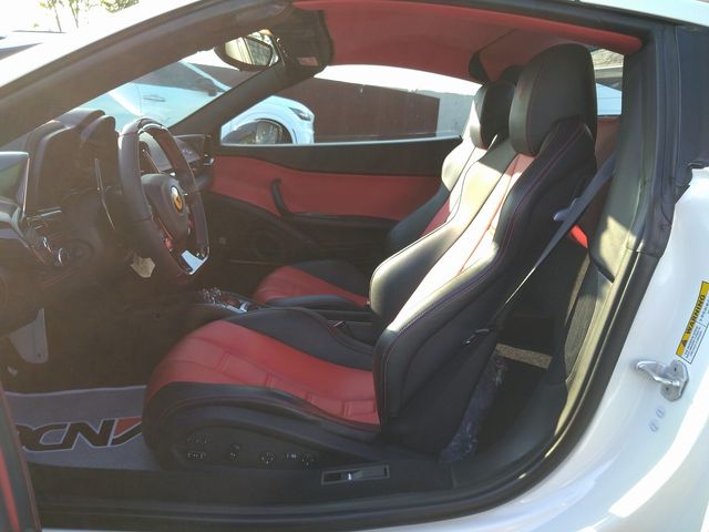 FERRARI FERRARI 458 Spider 2015