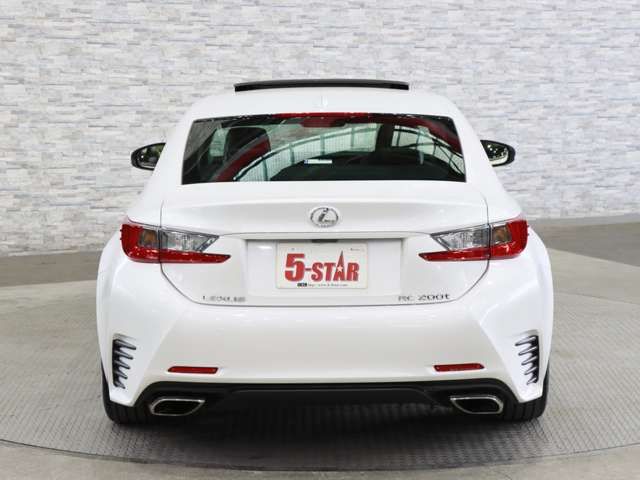 TOYOTA LEXUS RC200t 2016