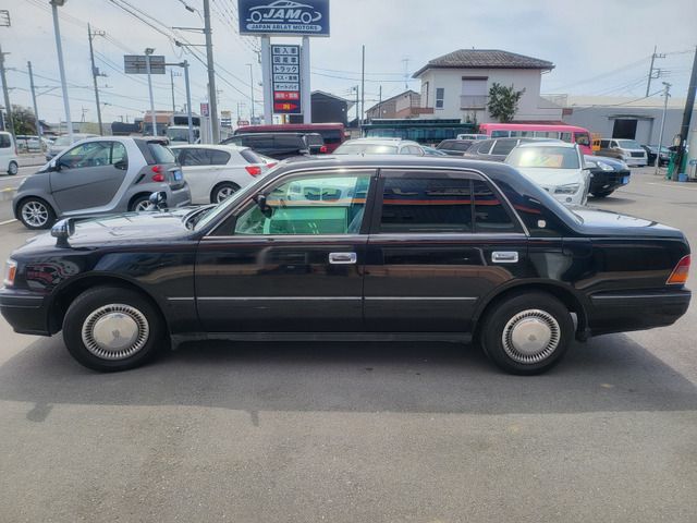 TOYOTA CROWN sedan 1996