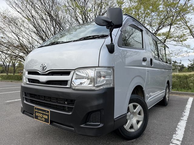 TOYOTA HIACE van 4WD 2012
