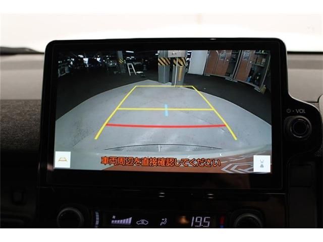 TOYOTA SIENTA HYBRID 2023