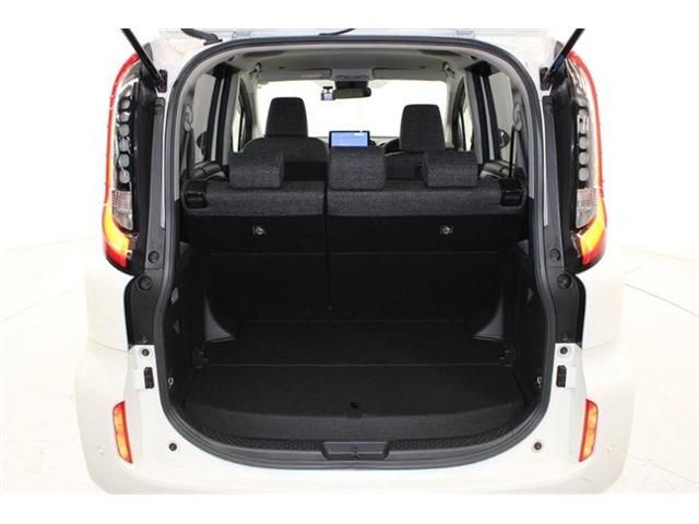 TOYOTA SIENTA HYBRID 2023