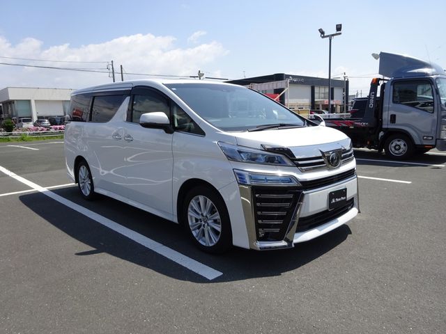 TOYOTA VELLFIRE 2019
