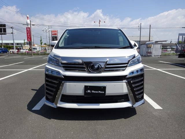 TOYOTA VELLFIRE 2019