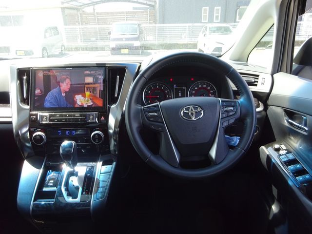 TOYOTA VELLFIRE 2019