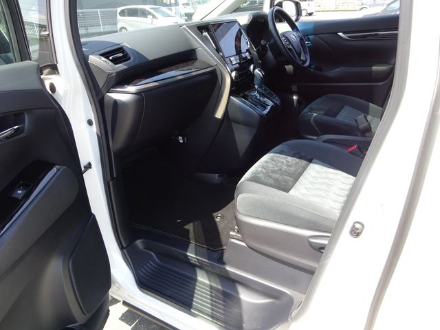 TOYOTA VELLFIRE 2019