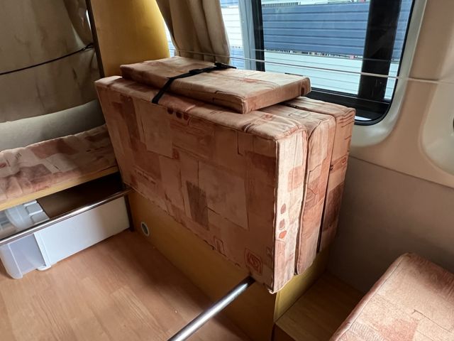 TOYOTA REGIUSACE van 2WD 2009