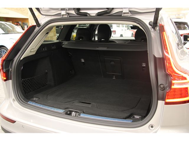 VOLVO VOLVO V60 CROSS COUNTRY 2023