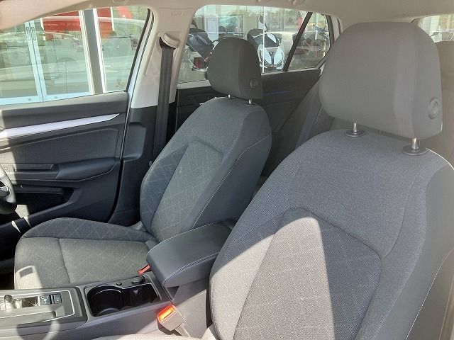 VOLKSWAGEN VOLKSWAGEN GOLF 2022