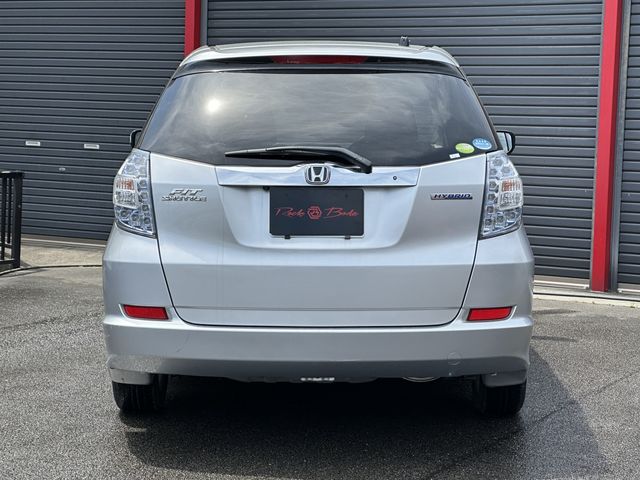 HONDA FIT SHUTTLE HYBRID 2011
