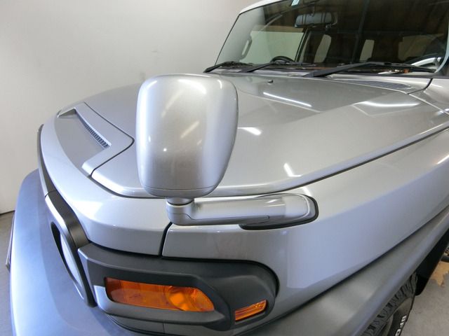 TOYOTA FJ CRUISER 4WD 2011