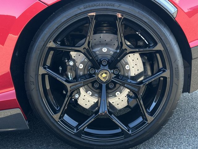 LAMBORGHINI LAMBORGHINI Revuelto 2024