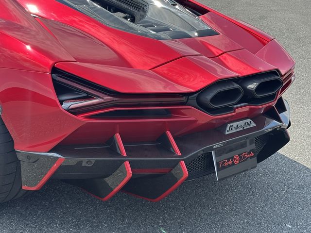 LAMBORGHINI LAMBORGHINI Revuelto 2024