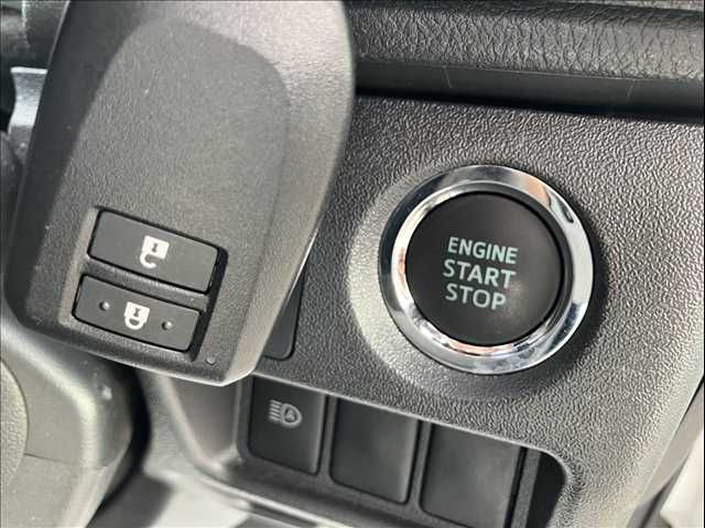 TOYOTA HIACE van 2WD 2023