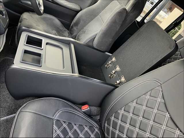 TOYOTA HIACE van 2WD 2023