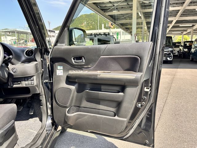 SUZUKI Spacia custom Z 2017