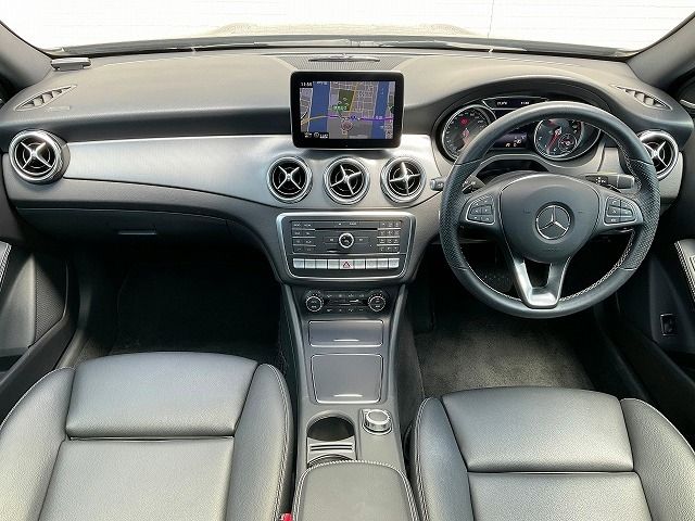 MERCEDES BENZ MERCEDES BENZ GLA class 2019