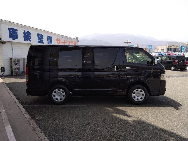 TOYOTA HIACE van 4WD 2015