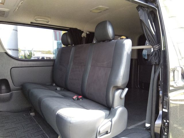 TOYOTA HIACE van 4WD 2015