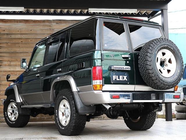TOYOTA LANDCRUISER van 2000