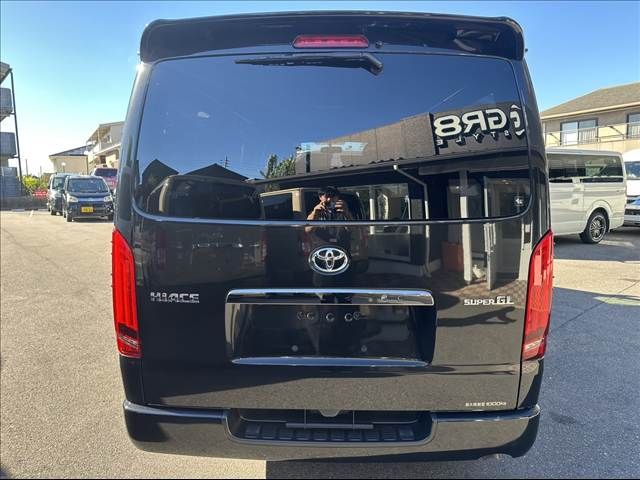 TOYOTA HIACE van 2WD 2021