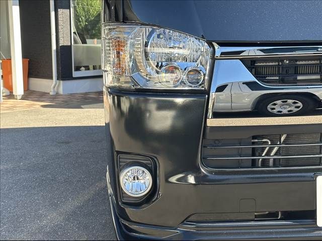 TOYOTA HIACE van 2WD 2021