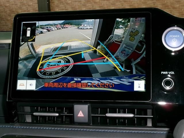 TOYOTA VOXY HYBRID 4WD 2023