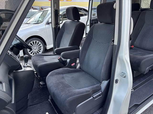 NISSAN SERENA  S-HYBRID 2014