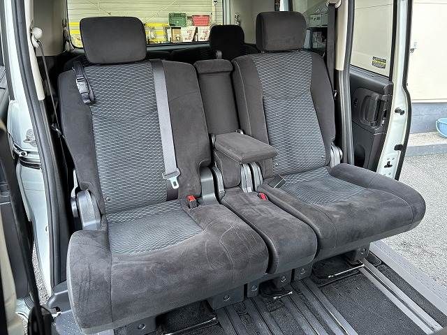 NISSAN SERENA  S-HYBRID 2014