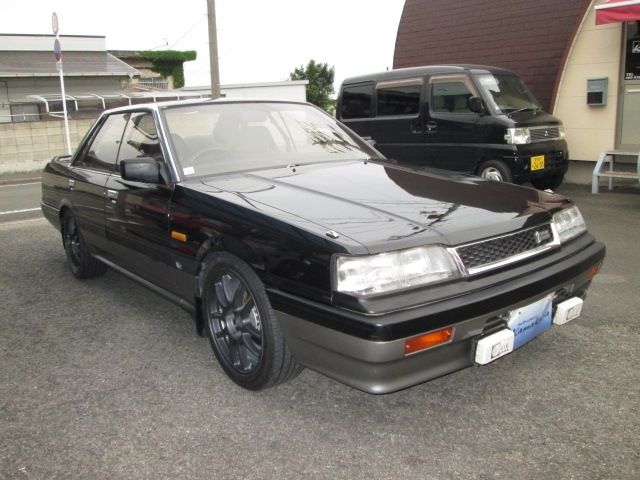 NISSAN SKYLINE 1988