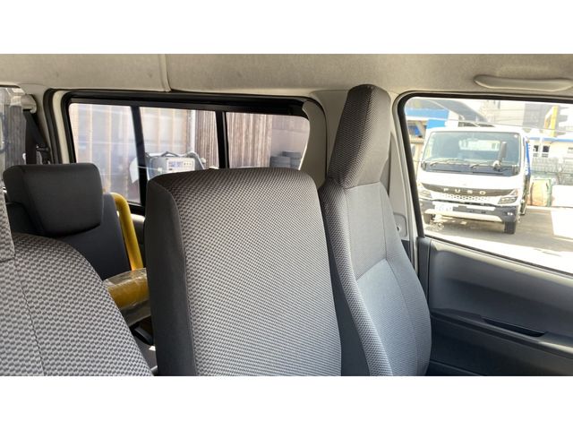 TOYOTA HIACE van 2WD 2012