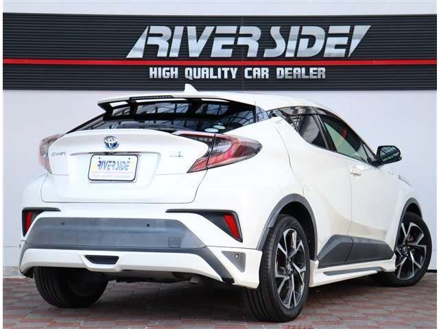 TOYOTA C-HR 2017