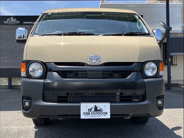 TOYOTA HIACE van 4WD 2024