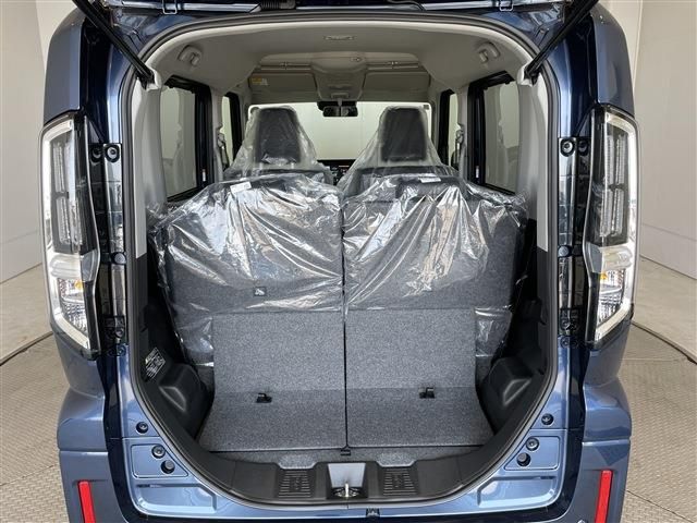 SUZUKI Spacia custom 2025