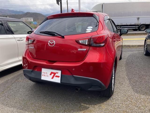 MAZDA DEMIO 2016