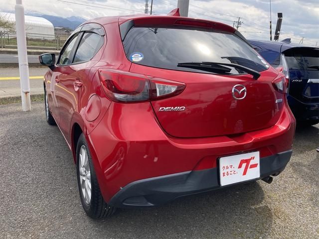 MAZDA DEMIO 2016