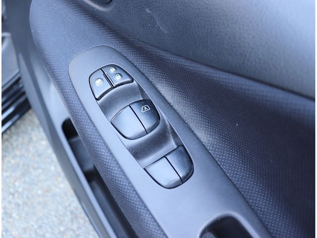 NISSAN SERENA  WG 2012