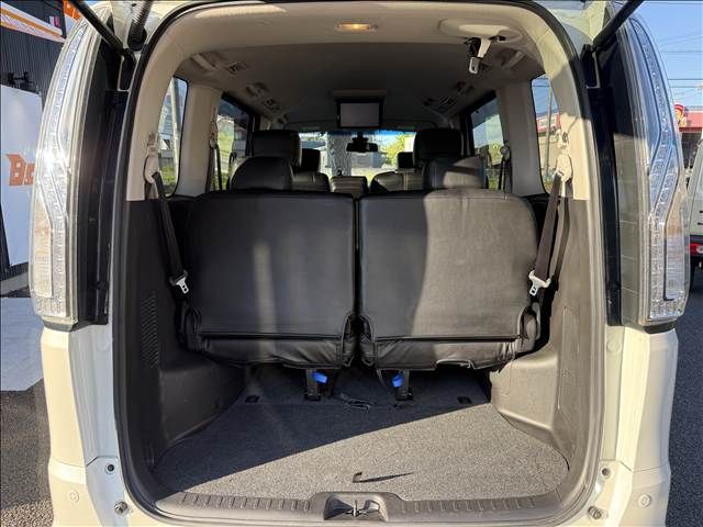 NISSAN SERENA  S-HYBRID 2014